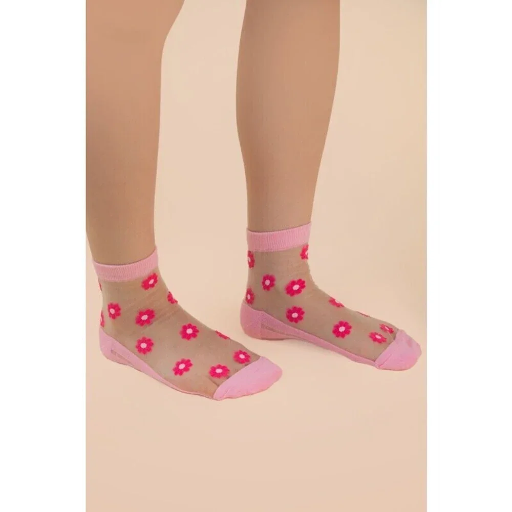 SC10032A LP Very J Floral Embroidered Mesh Ankle Socks Lt. Pink One Size